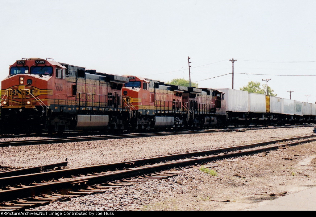 BNSF 5509 West